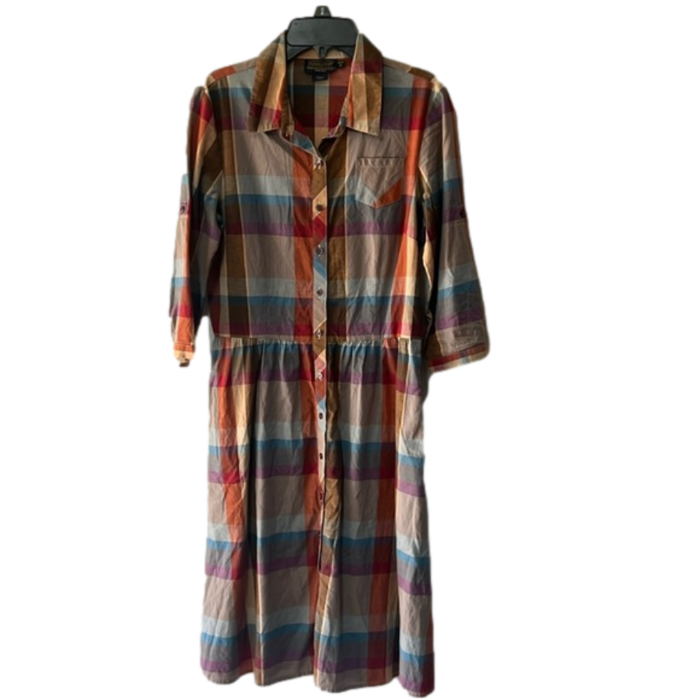 Women’s Pendleton Dress size 6 petite has pockets button‎ down front